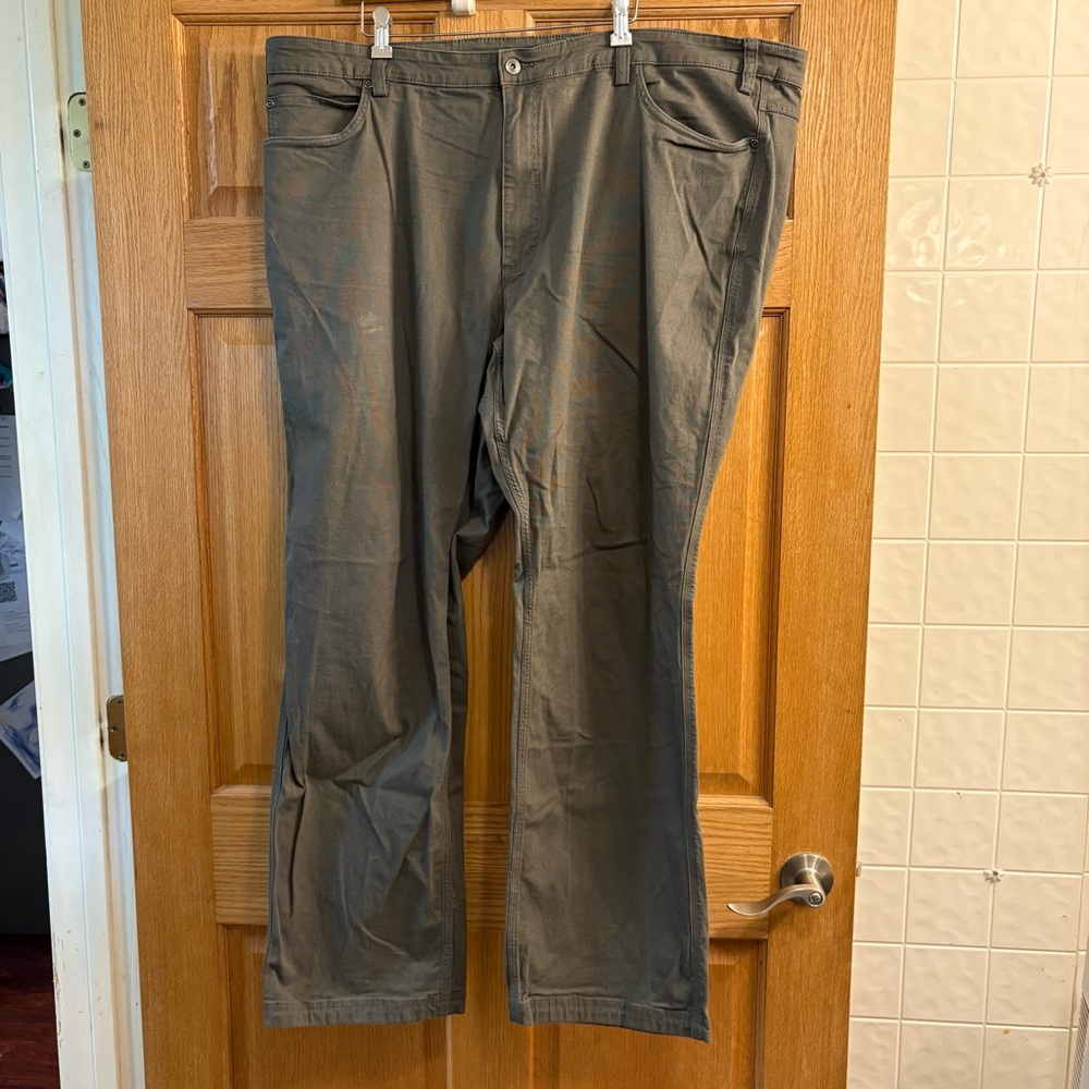 Duluth Trading Co Gray Chinos
